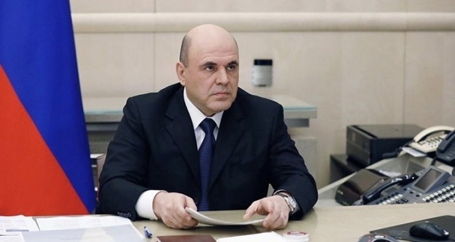 Rusya Başbakanı Mişustin, korona virüsü yenerek görevine döndü
