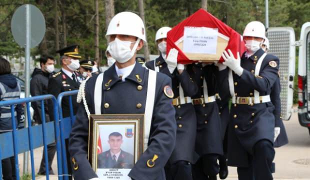 Şehit Jandarma Uzman Çavuş Eyüp Fidan son yolculuğuna uğurlandı