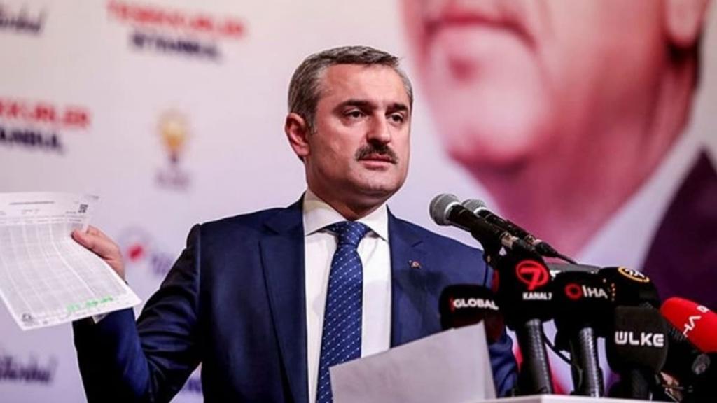 Şenocak: 25 yıl İstanbul’un gözbebeği gibi bakılan Haliç 10 ayda çamura terk edildi