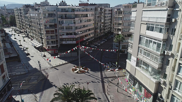 Sokağa çıkma kısıtlaması sonrası İzmir’de sessizlik
