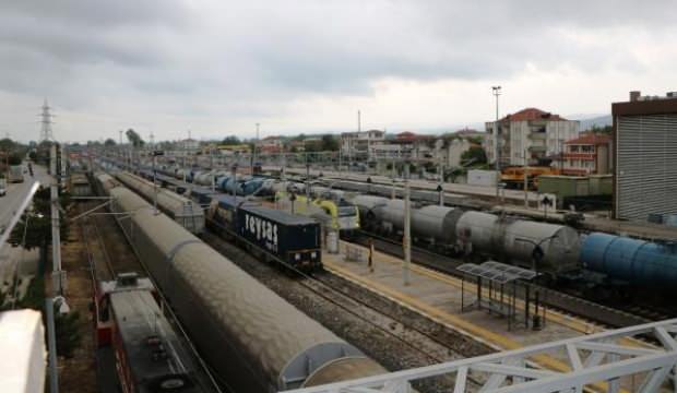 Ve ilk tren Sakarya’dan yola çıktı! Marmaray’dan geçerek Avrupa’ya…