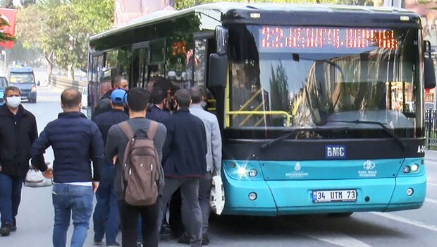 Yasağın ardından İstanbul’da toplu ulaşımda yoğunluk