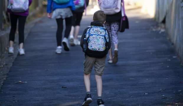 Yeni Zelanda’da 800 bini aşkın öğrenci dersbaşı yaptı