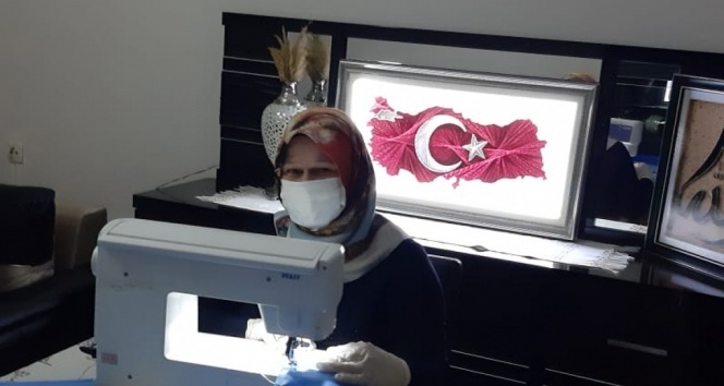 81 bin adet maske dikildi