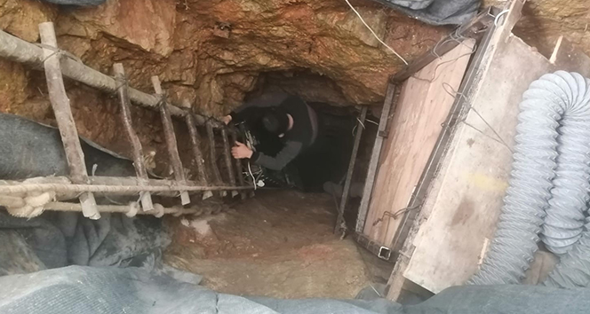 Define için yerin 35 metre altına indiler