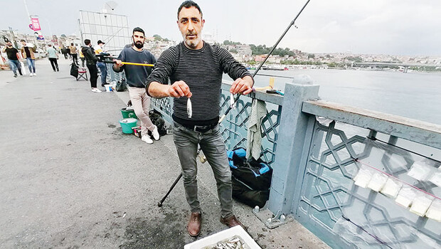 Oltalar balık doldu