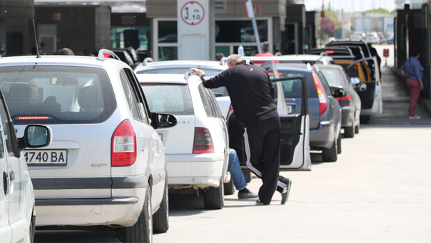 Akın akın Türkiye’ye geliyorlar! Sayıları 1 ayda 100 bini geçti…