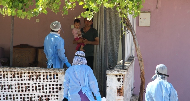 Cenaze sonrası pozitif vaka görülen mahallede karantina sayısı 139 oldu