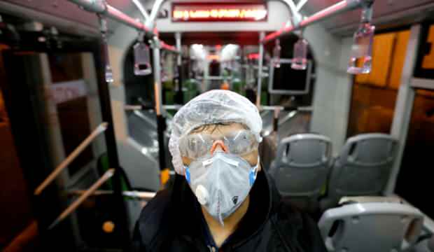 Dünyanın cevap aradığı soru: Koronavirüs havadan bulaşır mı?