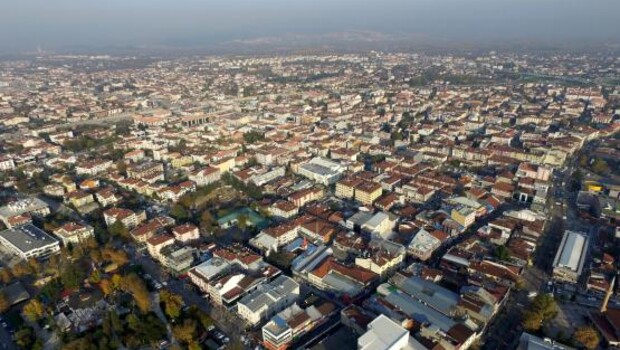 Faizlerdeki düşüş emlak ve mobilya piyasasını hareketlendirdi