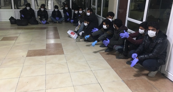 Göçmen kaçakçılarını korona da durduramadı
