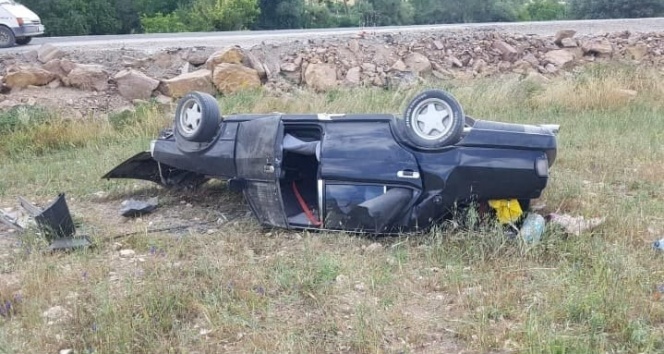 Hurdaya dönen araçtan sağ çıktı!