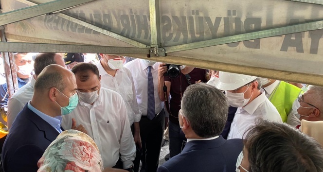İçişleri Bakanı Soylu ve Sağlık Bakanı Koca olay yerinde