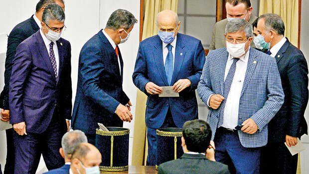 Meclis’te bir ilk: Bahçeli İYİ Parti’nin teklifine ‘kabul’ verdi