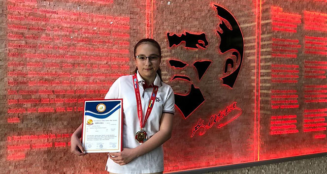 Uluslararası Bilgi Yarışmasında Büyük Başarı