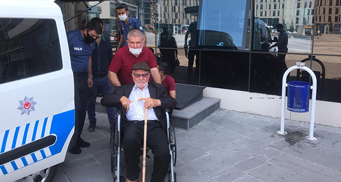 Yanlışlıkla eşini vuran adamı yaşı da kurtaramadı