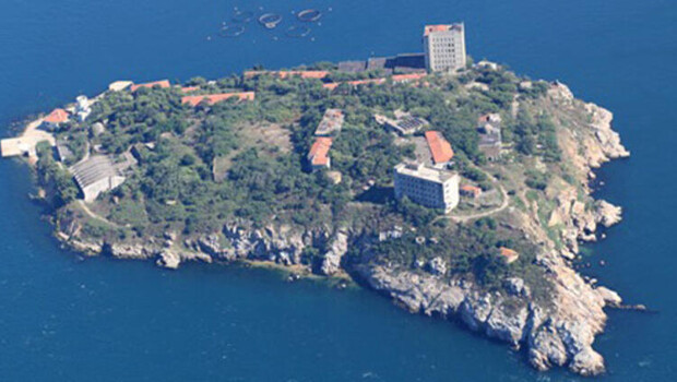 Yassıada Yasası yürürlükte