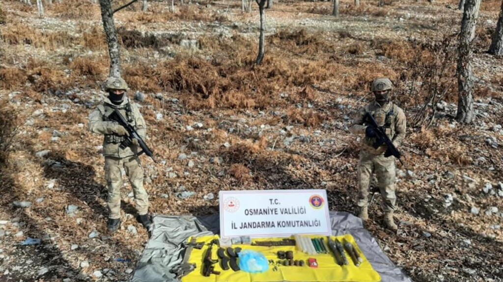 Amanos Dağları’nda terör örgütü PKK’nın inleri dağıtıldı