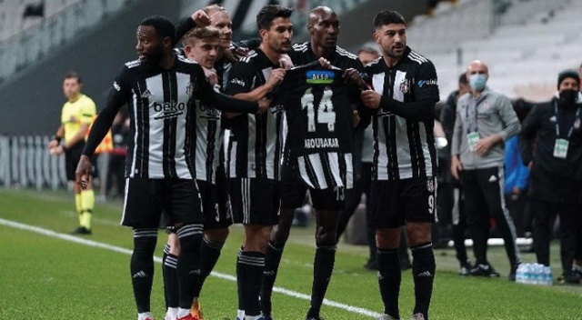 Beşiktaş 3 puanı 3 golle aldı