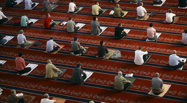 İçişleri Bakanlığı’ndan Cuma Namazı kararı