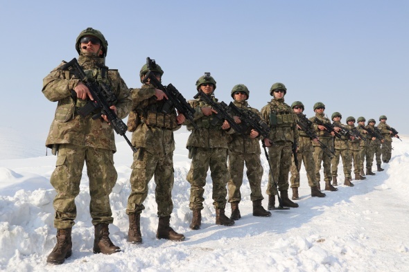 Terörle mücadelenin kahramanlarına nano teknolojik kıyafet