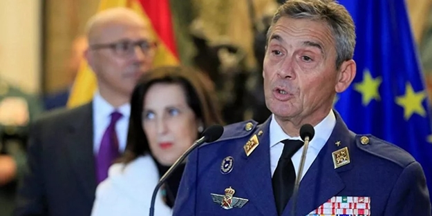 Aşı tartışması genelkurmay başkanını istifa ettirdi