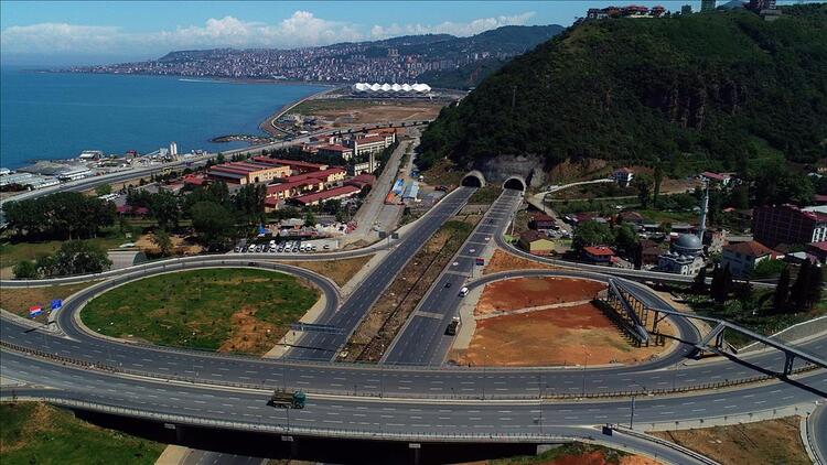 Merakla bekleniyordu… Trafiği rahatlatacak projenin yüzde 60’ı tamamlandı!