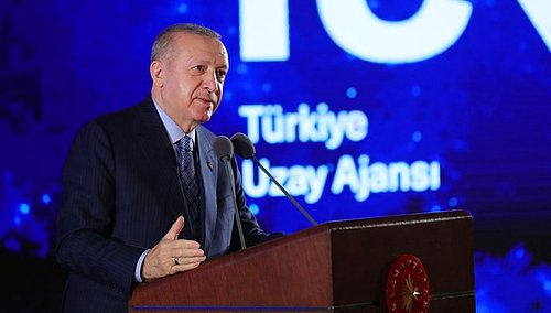 ‘Cumhuriyetin 100. yılında Ay’a ilk teması gerçekleştireceğiz’