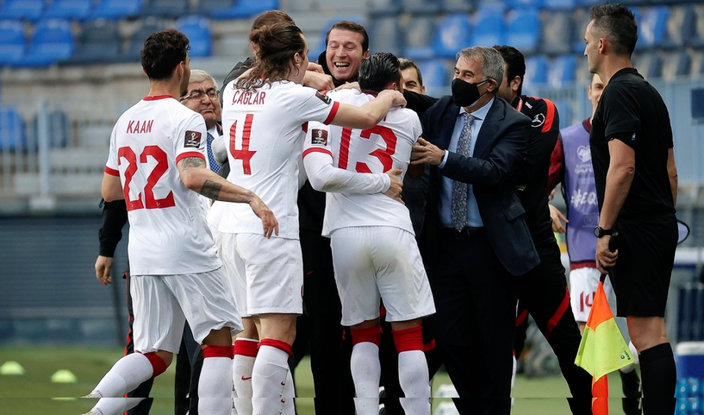 Şenol Güneş: Gurur duyuyorum