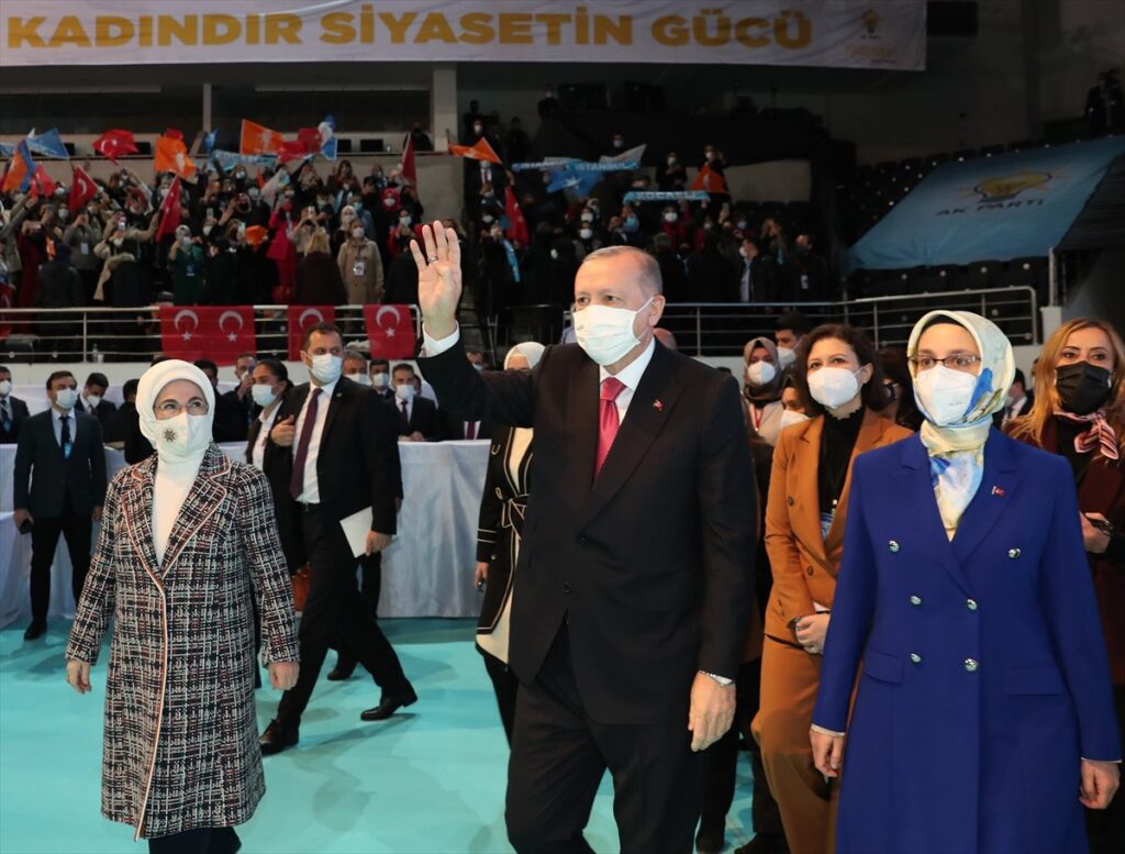 Cumhurbaşkanı Erdoğan, AK Parti Kadın Kolları Kongresi’nde konuştu