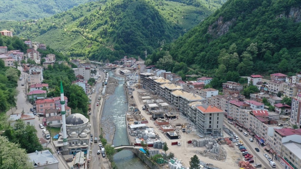 Giresun Dereli’de yeni yapıların inşasında sona doğru