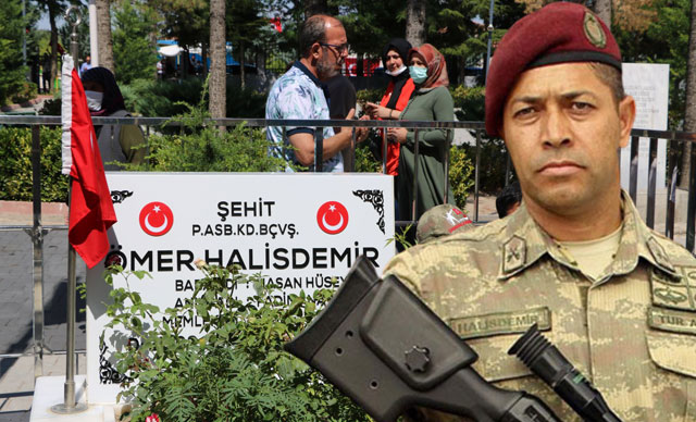 15 Temmuz’un yıl dönümünde Ömer Halisdemir’in kabri ziyaretçilerle dolup taştı