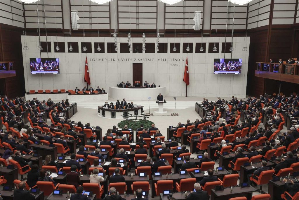 Deprem Komisyonu Raporu TBMM Genel Kurulunda görüşüldü