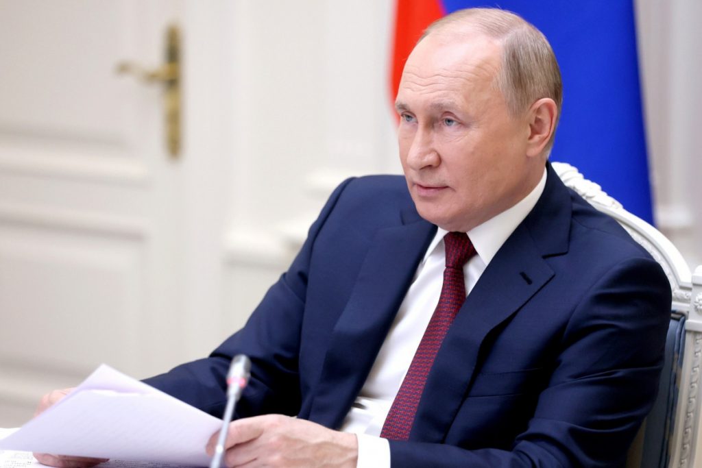 Putin: ‘2024’teki seçimlere adaylık konusunda henüz karar vermedim’