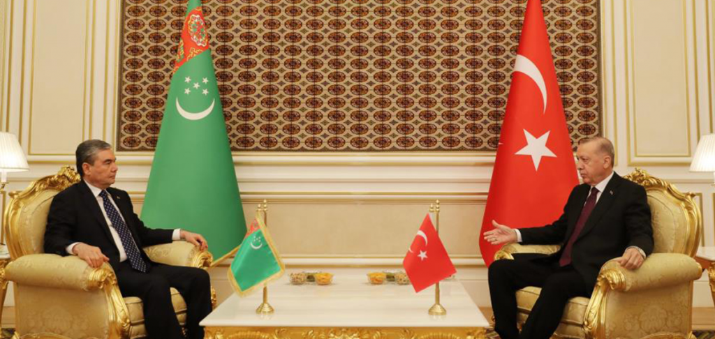 Türkiye ile Türkmenistan arasında 8 anlaşma imzalandı