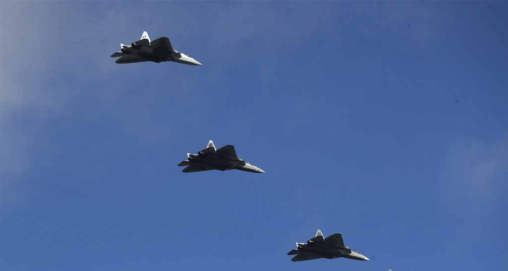 Rusya, Ukrayna yakınlarında ve Kırım’da askeri tatbikatlara başladı