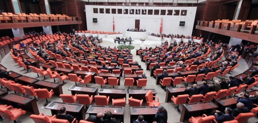 Milletvekili Seçim Kanun Teklifi kabul edildi ve yasalaştı