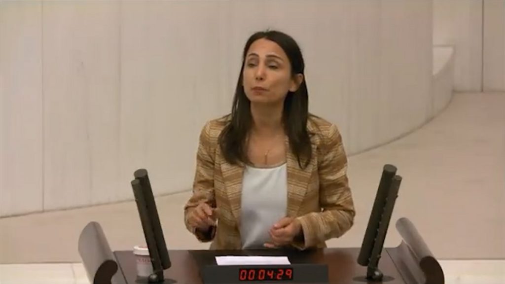 Suriye’de teröristleri vurdukça HDP’den ses geliyor!