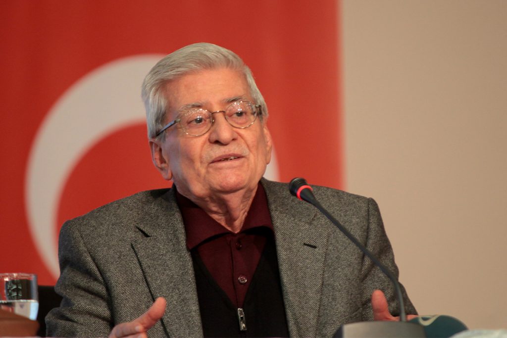 Rasim Özdenören hayatını kaybetti!