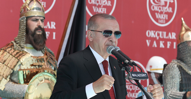 Başkan Erdoğan: Malazgirt milletimizle birlikte, tüm İslam dünyasının bir zaferidir’