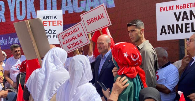 Terörle mücadele eden ailelerin evlat nöbeti 4’üncü yılında