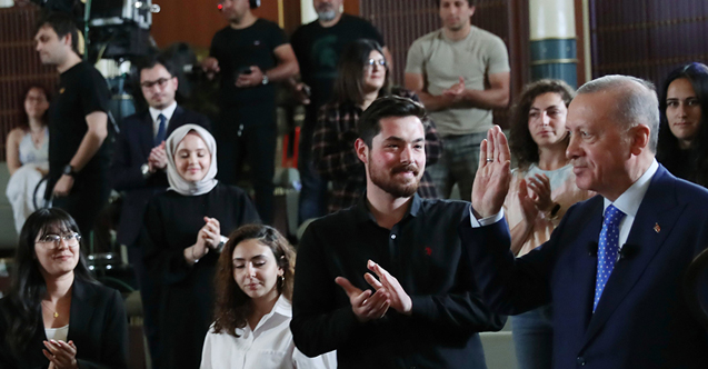 AK Parti’nin seçim çalışmalarında öncelikli başlık genç seçmen