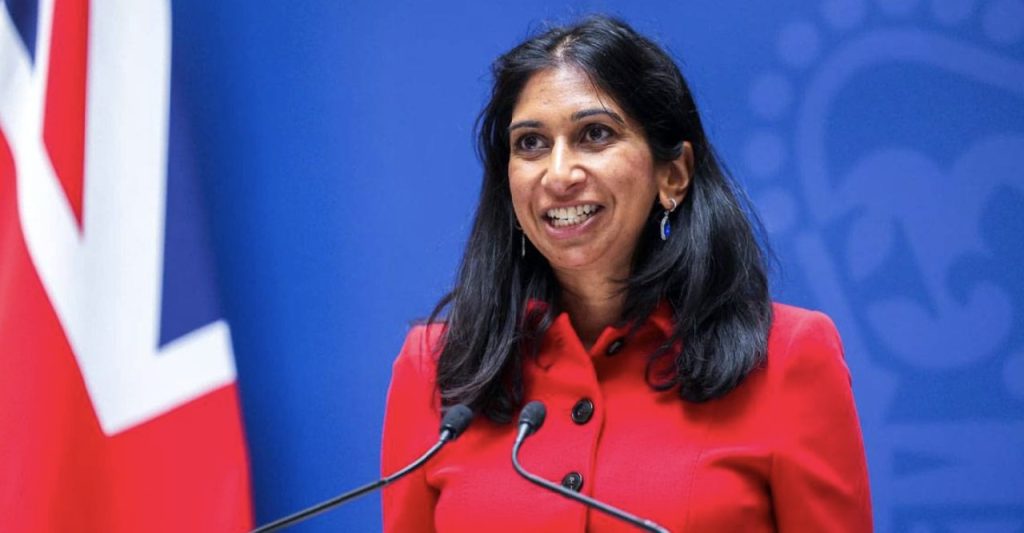 İngiltere’de istifa depremi!