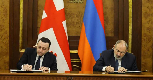 Gürcistan ile Ermenistan arasında kimlikle seyahat süreci başlıyor