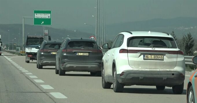 Bursa yollarında yerli otomobil Togg konvoyu