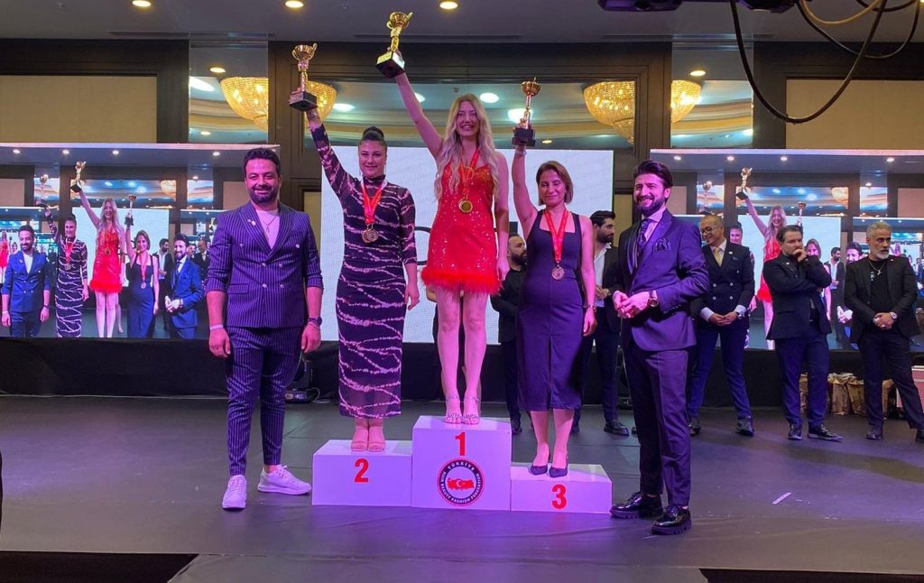 Tasarladığı türban modeliyle Türkiye 2.’si oldu