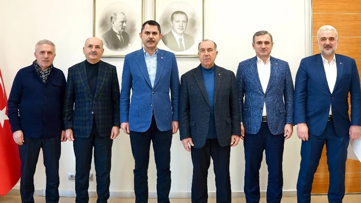 Murat Kurum paylaştı! İstanbul’a hizmet eden başkanlarla buluştu