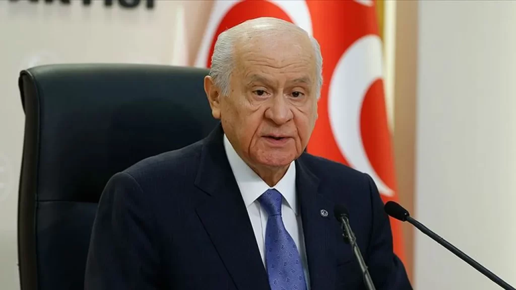 MHP lideri Bahçeli’den Özgür Özel yorumu: CHP’ye yeni bir renk kattı