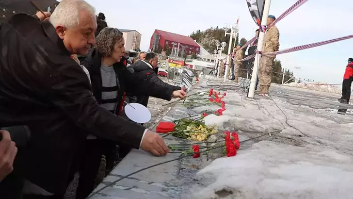 Bolu Kartalkaya’da 78 kişinin hayatını kaybettiği facia anıldı