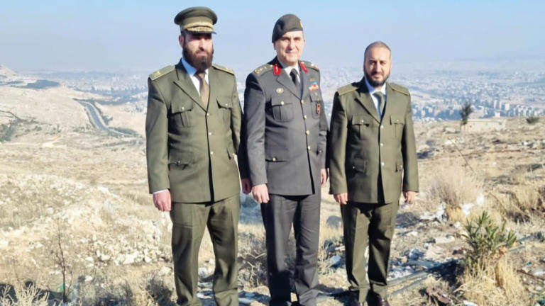 Türkiye’den Şam’a kritik askeri ziyaret